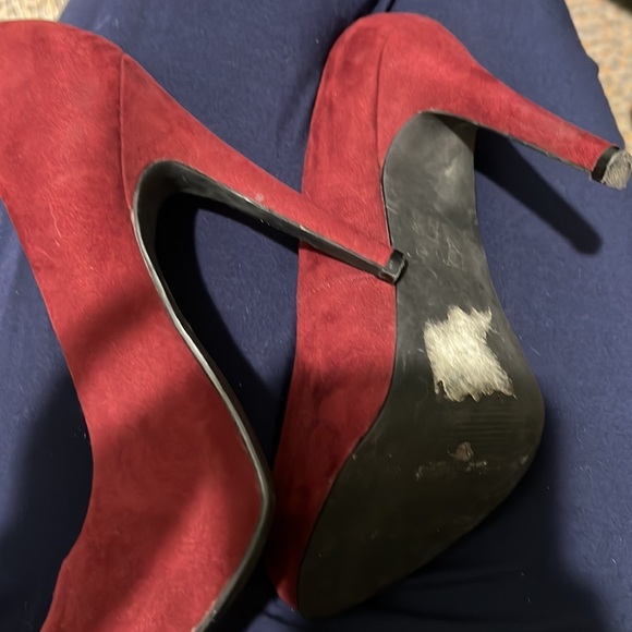 Le château Suede heels 👠 Burgundy size 8 - Picture 3 of 3